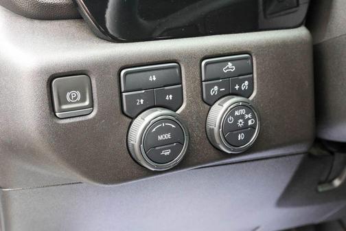Summit White 2024 Chevrolet Silverado 2500 LT