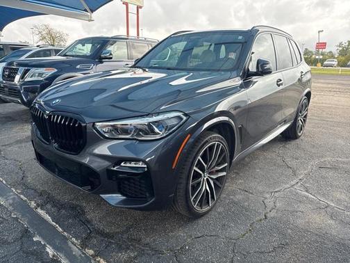 2021 BMW X5 M50i
