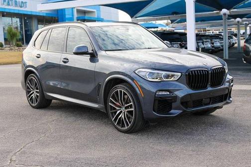 2021 BMW X5 M50i