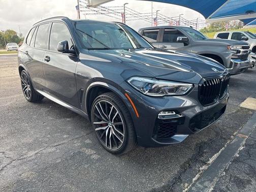2021 BMW X5 M50i
