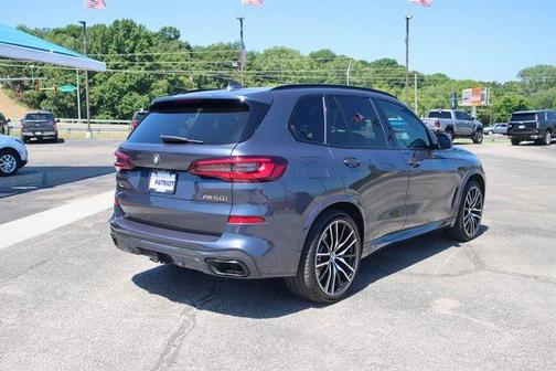 2021 BMW X5 M50i