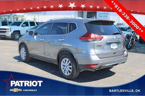 2017 Nissan Rogue SV