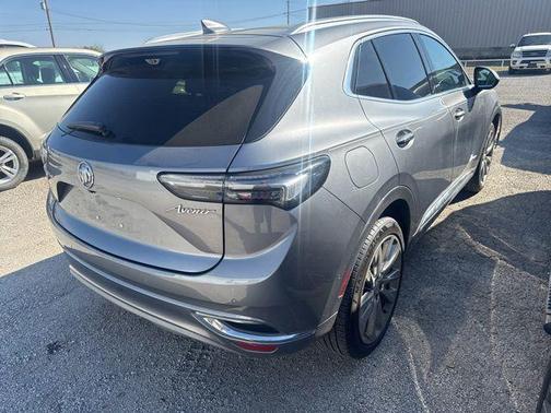 2022 Buick Envision FWD Avenir