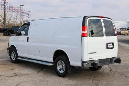 2024 Chevrolet Express 2500 RWD 2500 Regular Wheelbase WT