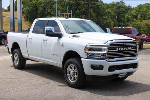 Bright White Clearcoat 2024 RAM 2500 Laramie Crew Cab 4x4 6'4' Box