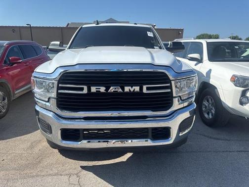 2019 RAM 2500 Big Horn Crew Cab 4x4 6'4' Box
