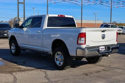 2019 RAM 2500 Big Horn Crew Cab 4x4 6'4' Box