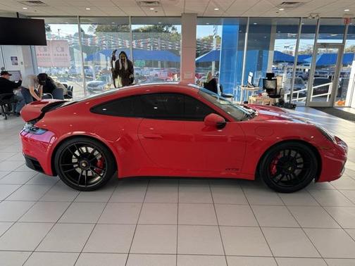 2023 Porsche 911 Carrera GTS