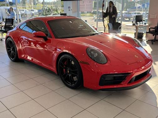 2023 Porsche 911 Carrera GTS
