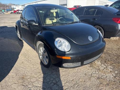 Black 2009 Volkswagen New Beetle S