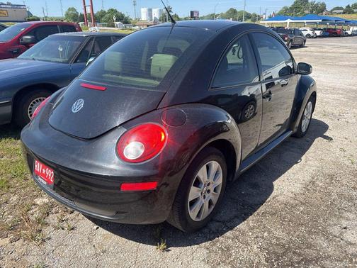 Black 2009 Volkswagen New Beetle S