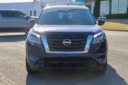 2025 Nissan Pathfinder SV 4WD