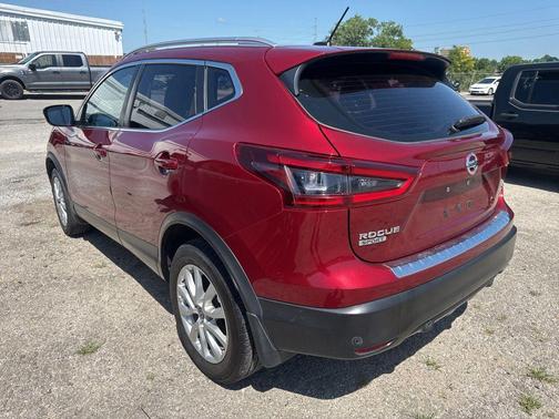 Scarlet Ember Pearl Metallic 2022 Nissan Rogue Sport SV