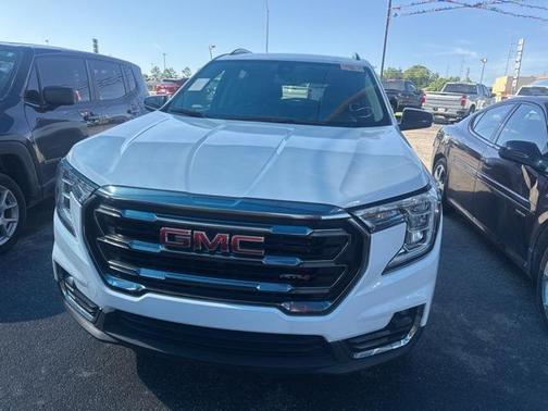 2023 GMC Terrain AWD AT4