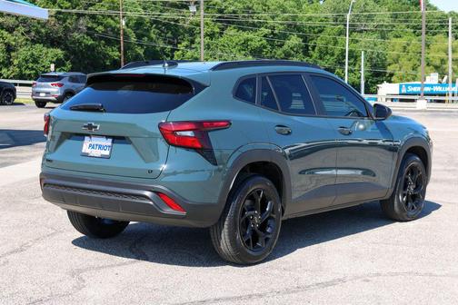 Cypress Gray 2026 Chevrolet Trax LT