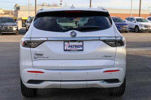 2022 Buick Enclave AWD Avenir