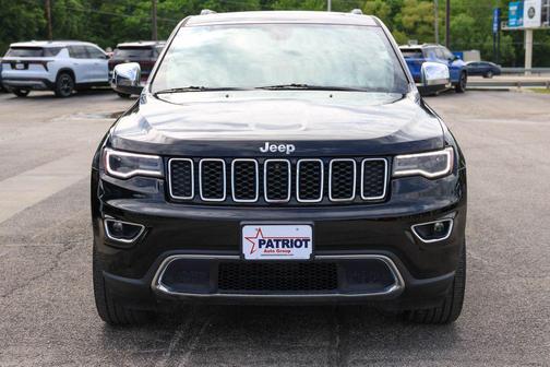 Diamond Black Crystal Pearlcoat 2022 Jeep Grand Cherokee Limited