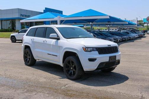 2020 Jeep Grand Cherokee Altitude