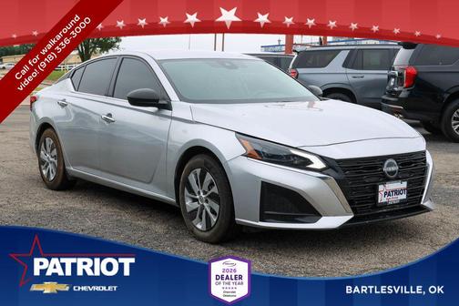 Brilliant Silver Metallic 2024 Nissan Altima S FWD