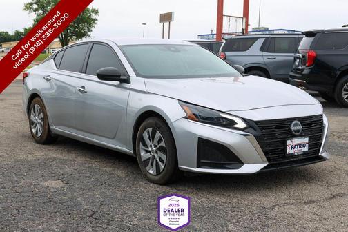 Brilliant Silver Metallic 2024 Nissan Altima S FWD