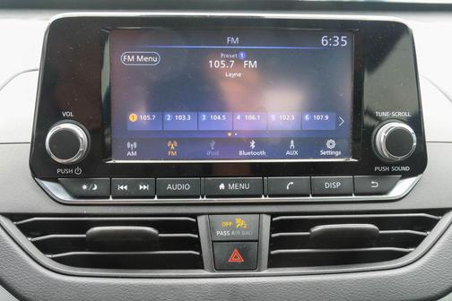 Brilliant Silver Metallic 2024 Nissan Altima S FWD