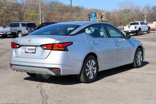 2024 Nissan Altima S FWD