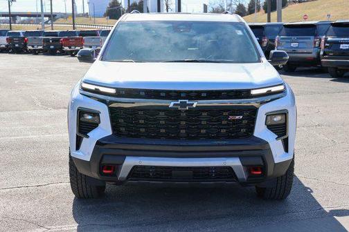 Polar White Tricoat 2026 Chevrolet Traverse AWD Z71