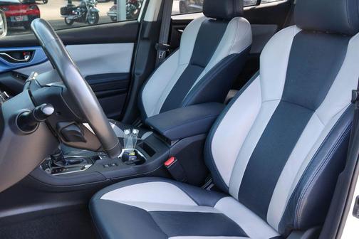 Crystal White Pearl 2021 Subaru Crosstrek Hybrid Base