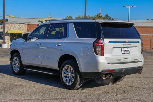 Iridescent Pearl Tricoat 2024 Chevrolet Tahoe Premier