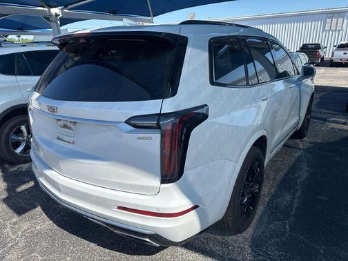 Crystal White Tricoat 2020 Cadillac XT6 Sport AWD
