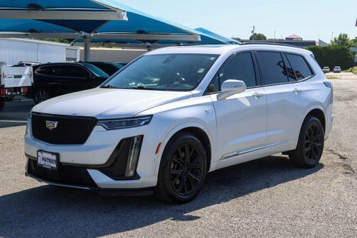 Crystal White Tricoat 2020 Cadillac XT6 Sport AWD