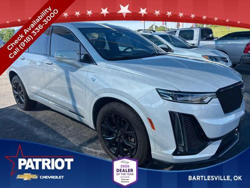 Crystal White Tricoat 2020 Cadillac XT6 Sport AWD