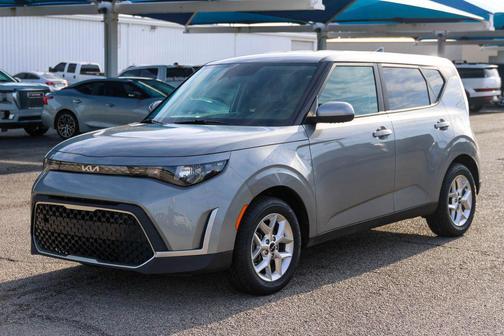 Steel Gray 2023 Kia Soul LX