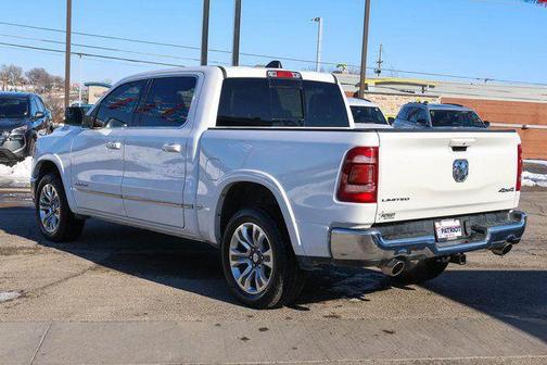 Ivory White Tri-Coat Pearlcoat 2023 RAM 1500 Limited