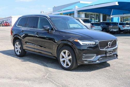 2021 Volvo XC90 T5 Momentum