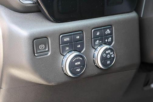 Summit White 2022 GMC Sierra 1500 SLT