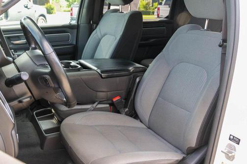 Bright White Clearcoat 2023 RAM 1500 Big Horn/Lone Star