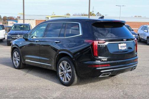 2023 Cadillac XT6 Premium Luxury FWD
