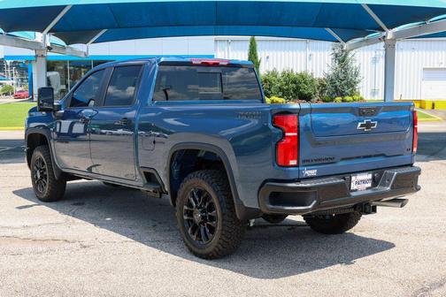 Lakeshore Blue Metallic 2026 Chevrolet Silverado 2500 LT