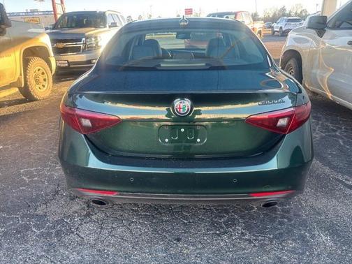 2020 Alfa Romeo Giulia Base