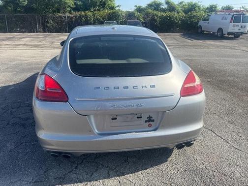 2013 Porsche Panamera 4S