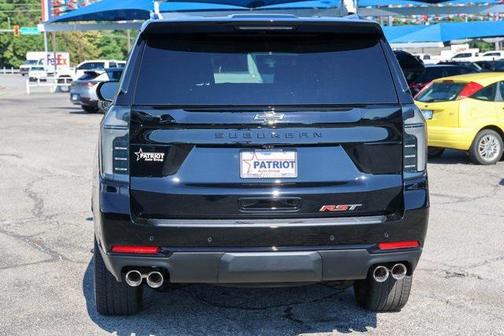 2025 Chevrolet Suburban RST