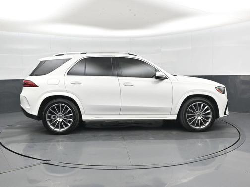 White 2024 Mercedes-Benz GLE 350 4MATIC
