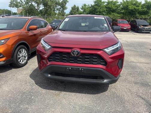 2024 Toyota RAV4 LE