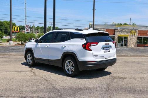 2023 GMC Terrain SLE