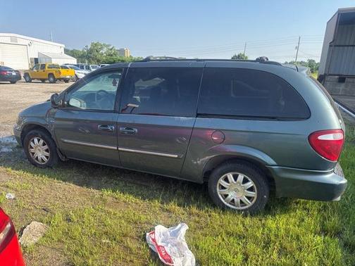 2007 Chrysler Town & Country Touring