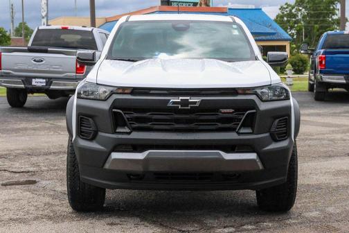 Summit White 2024 Chevrolet Colorado Trail Boss