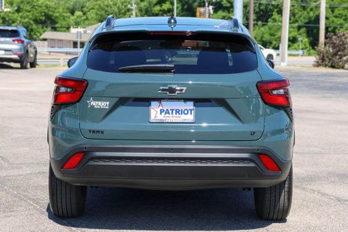 Cypress Gray 2026 Chevrolet Trax LT