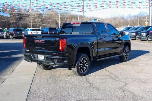2024 GMC Sierra 1500 AT4