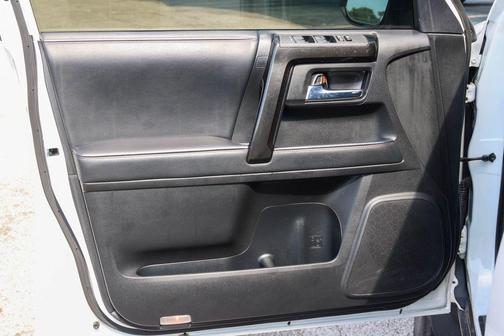 Super White 2021 Toyota 4Runner TRD Off Road Premium
